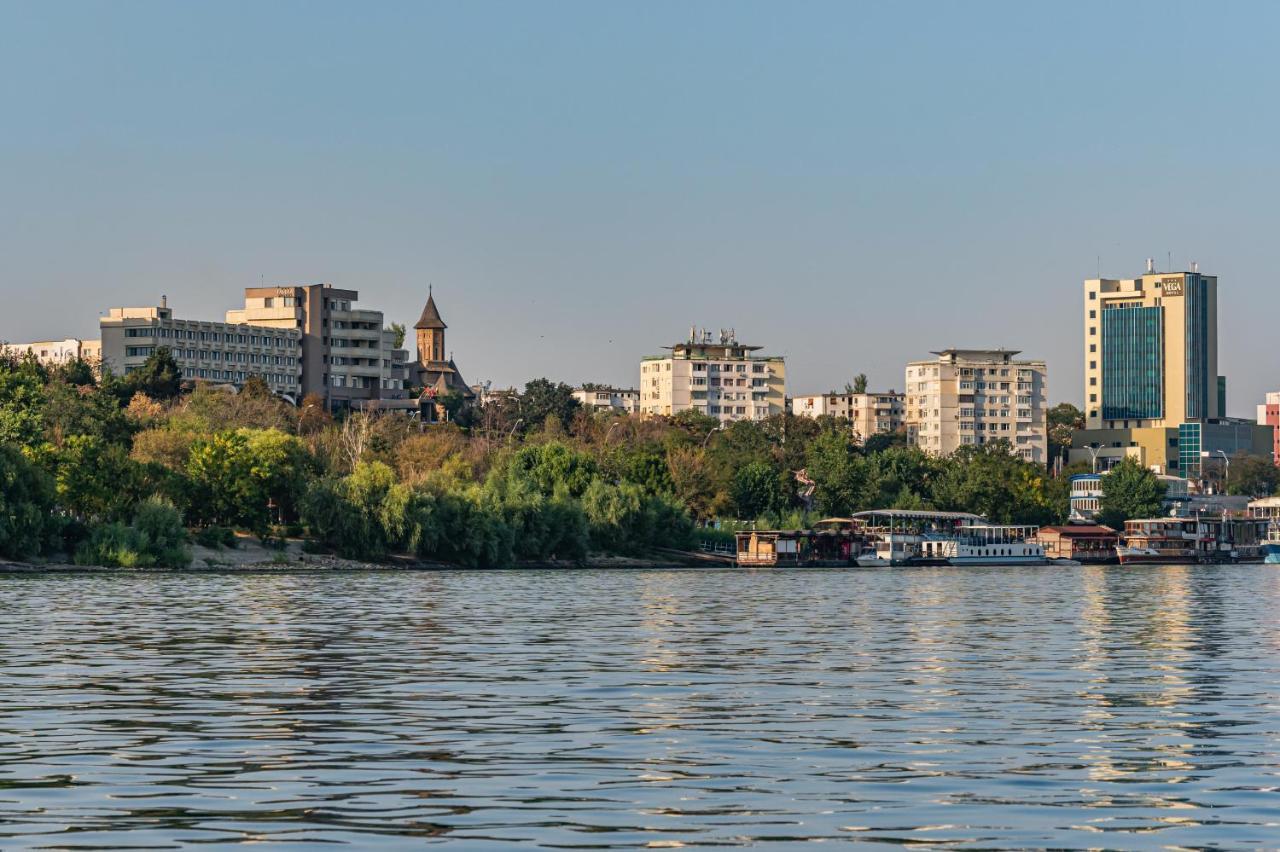 Faleza Hotel By Vega Galaţi Buitenkant foto