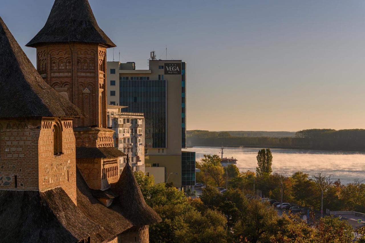 Faleza Hotel By Vega Galaţi Buitenkant foto