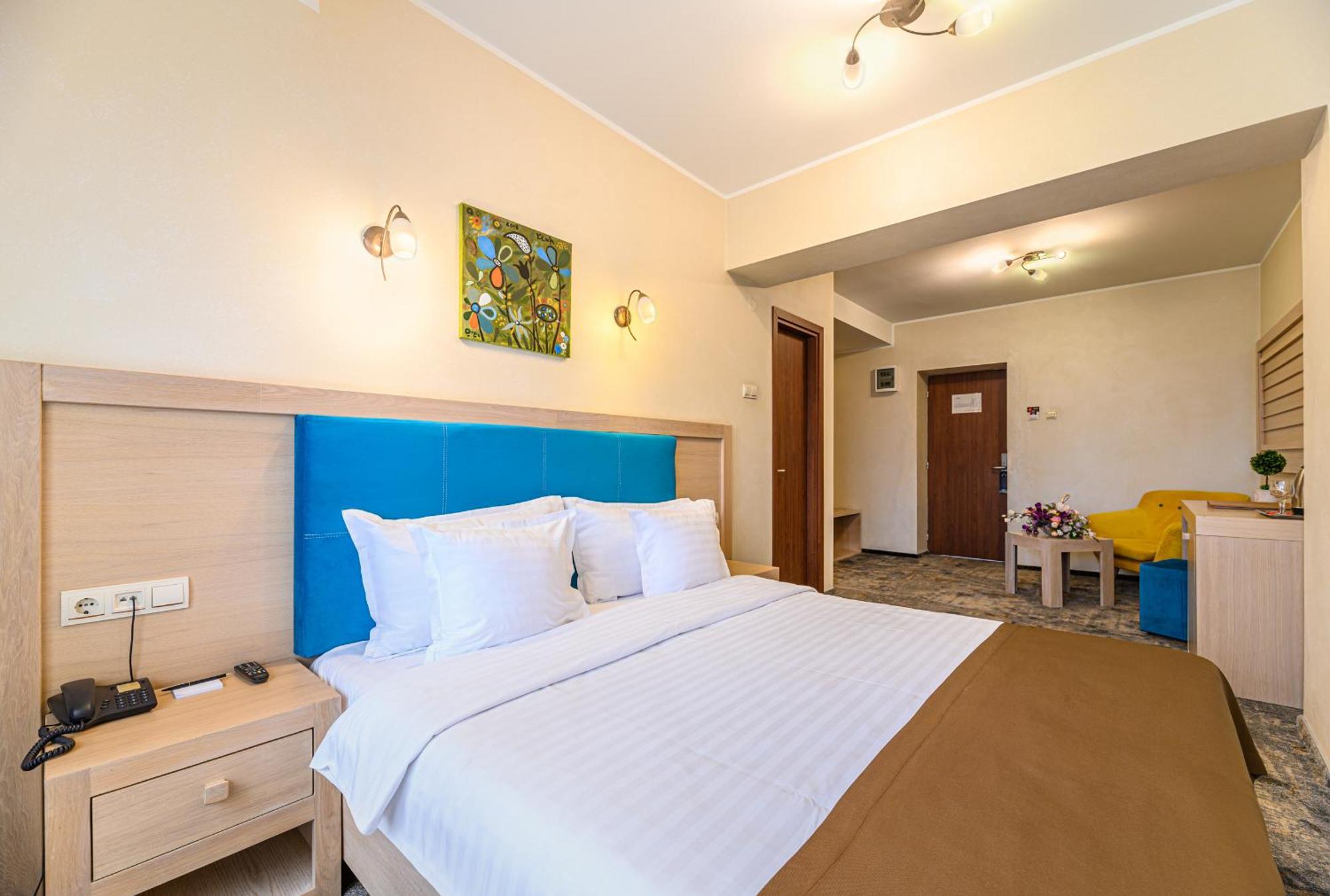 Faleza Hotel By Vega Galaţi Buitenkant foto