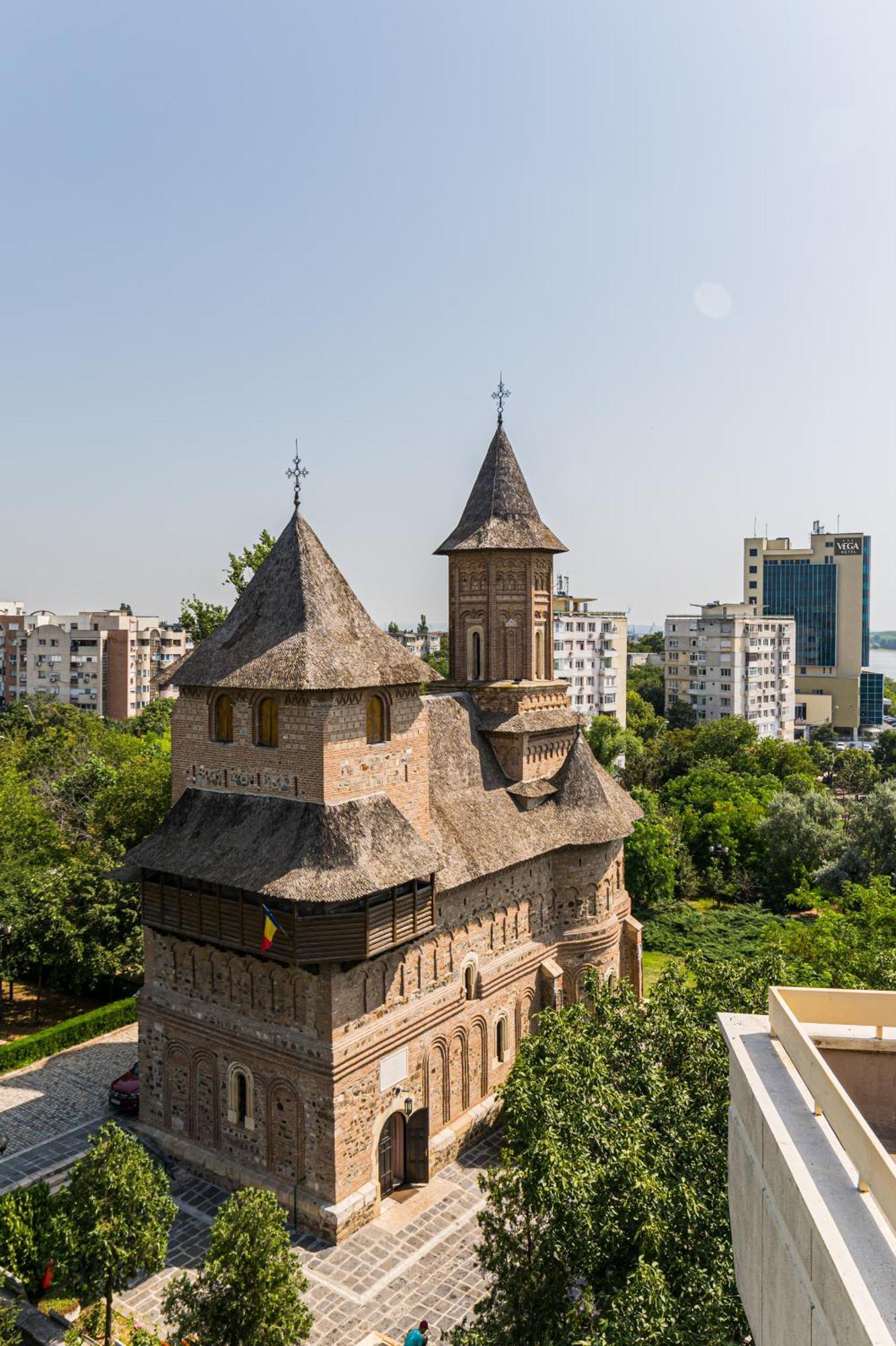 Faleza Hotel By Vega Galaţi Buitenkant foto
